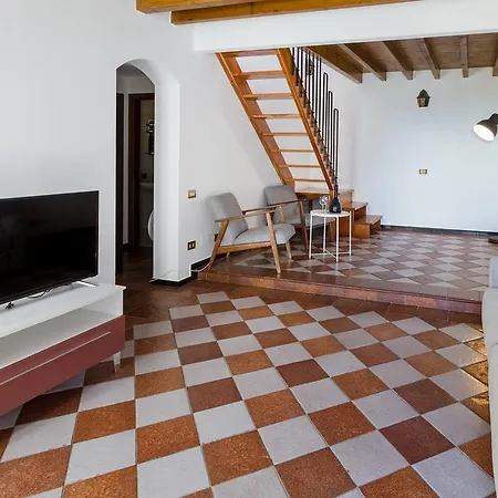 Hintown S. Margherita's Hill * Santa Margherita Ligure